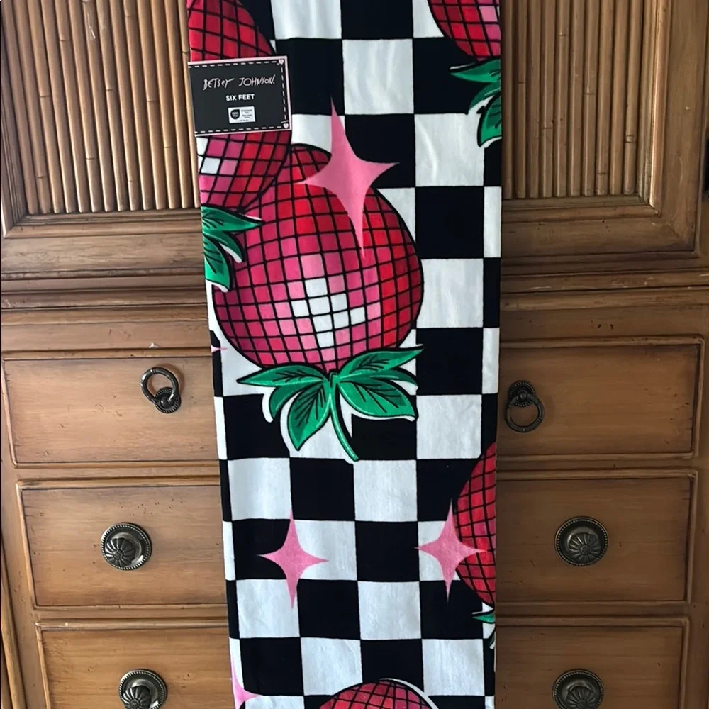 Betsey Johnson Beach Towel Pink and Black Checkered with Strawberries 🍓